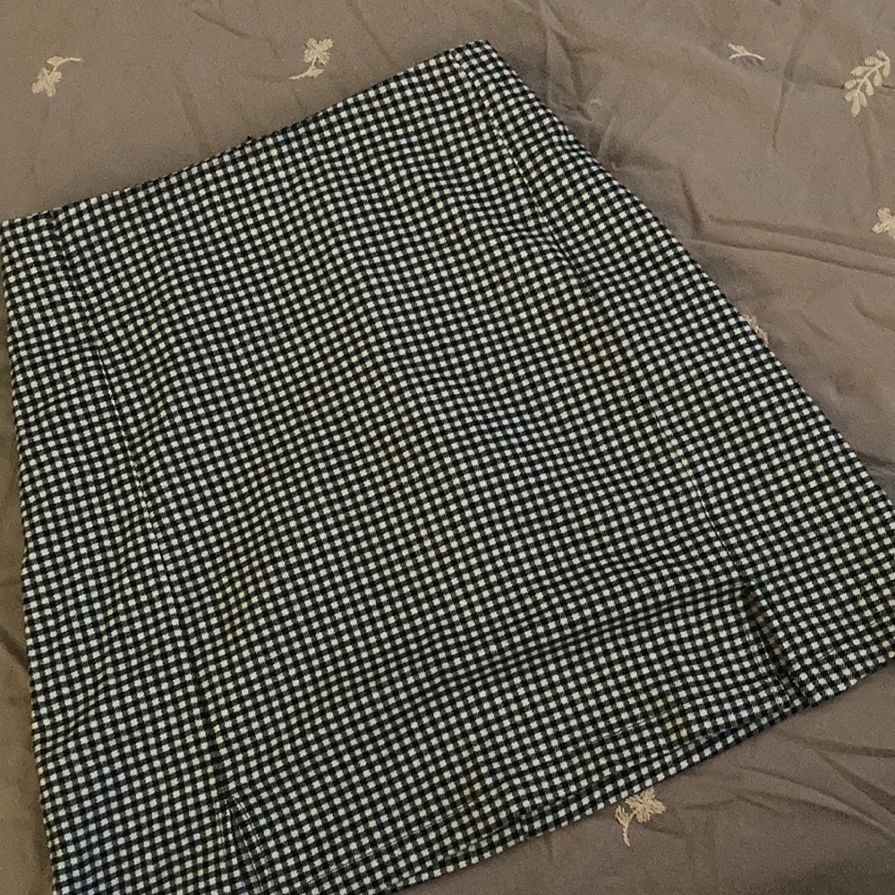 Brandy melville black plaid mini skirt